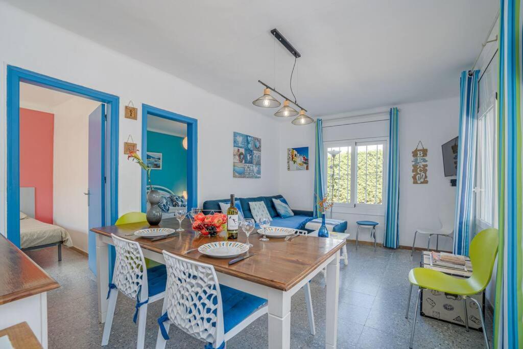Вилла Mb1-House With Big Garden ,Swimming-Pool, & Barbacue In Росас Экстерьер фото